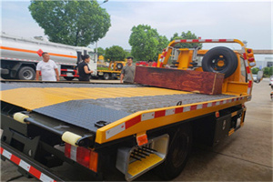 靖安附近拖车电话号码服务